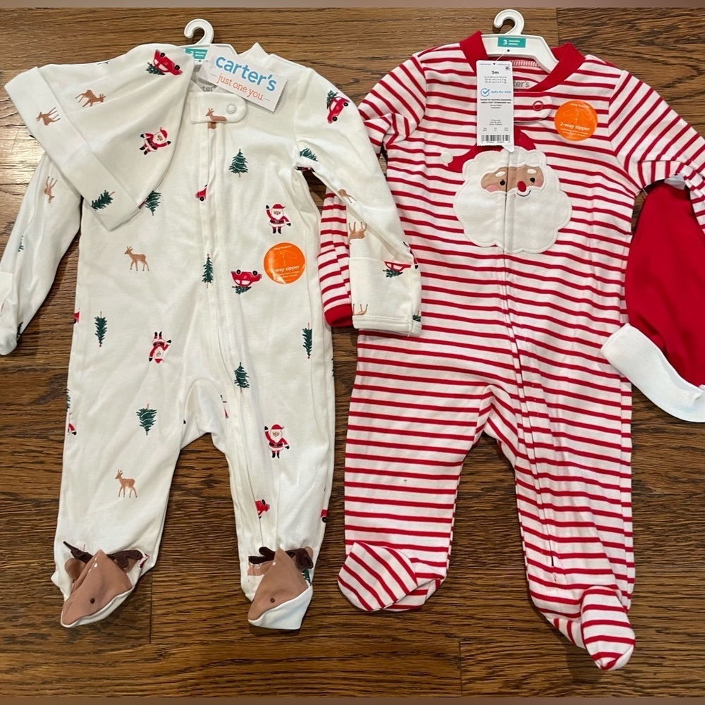Lot Of 2 Baby  Christmas Outfits Carters Baby Size 3 Months Santa